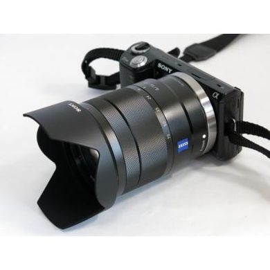 Объектив SONY 16-70mm f/4 OSS Carl Zeiss for NEX (SEL1670Z.AE)