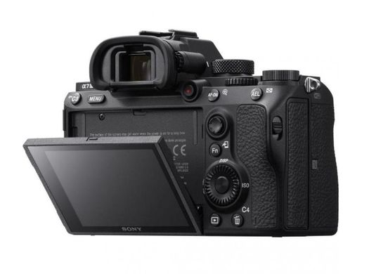 Беззеркальный фотоаппарат Sony Alpha A7 III Body (ILCE7M3B.CEC)