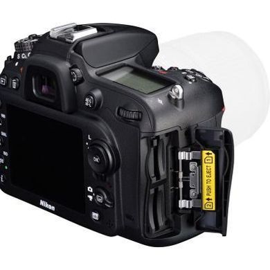 Цифровой фотоаппарат Nikon D7200 body