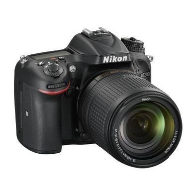 Цифровой фотоаппарат Nikon D7200 + 18-140 VR