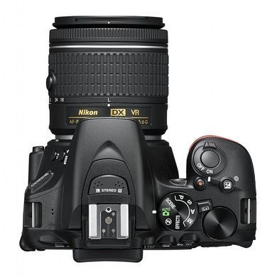 Цифровой фотоаппарат Nikon D5600 + AF-P 18-55 VR Kit